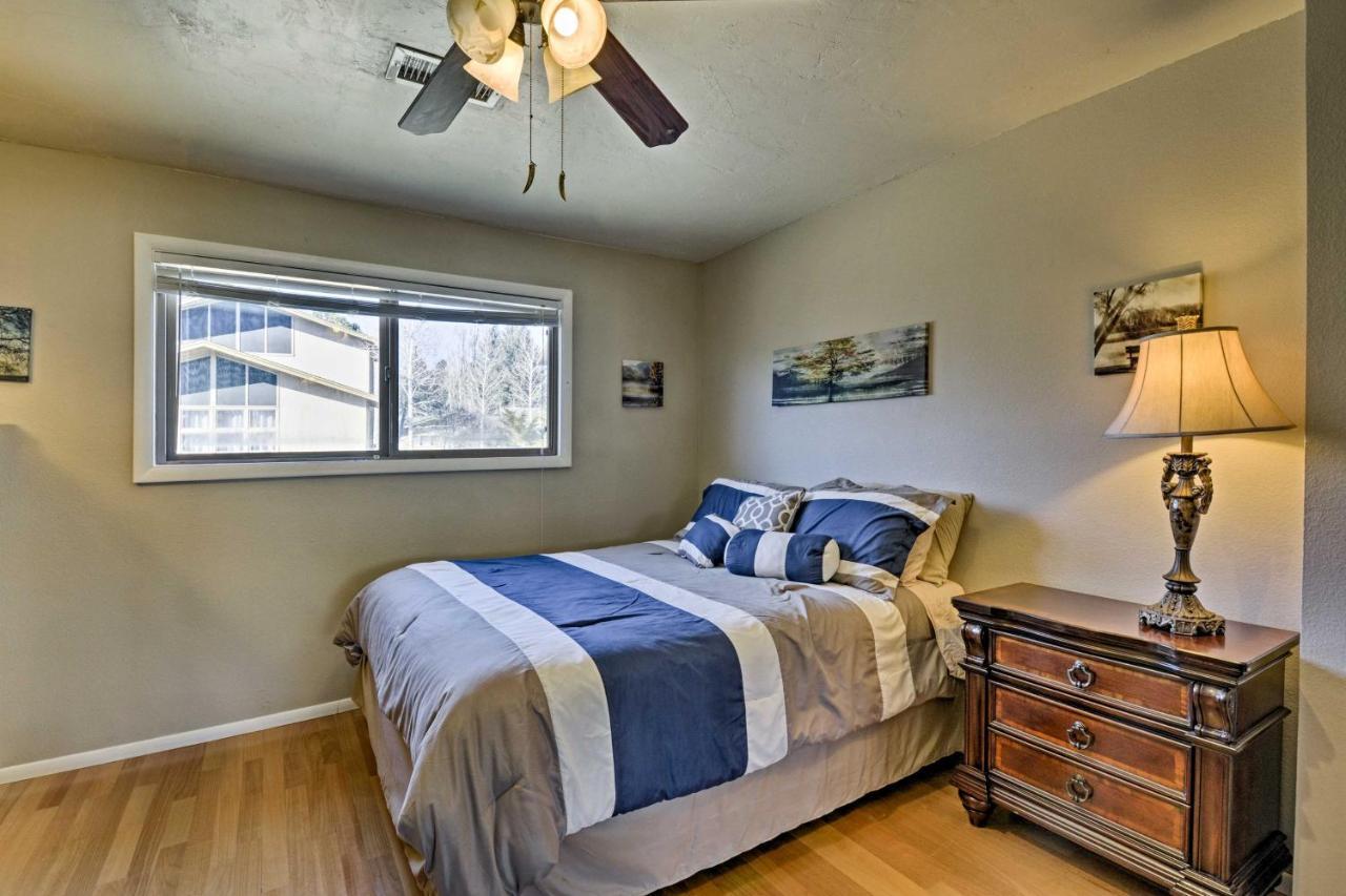 Flagstaff Townhome - Walk To Country Club And Pools! Экстерьер фото